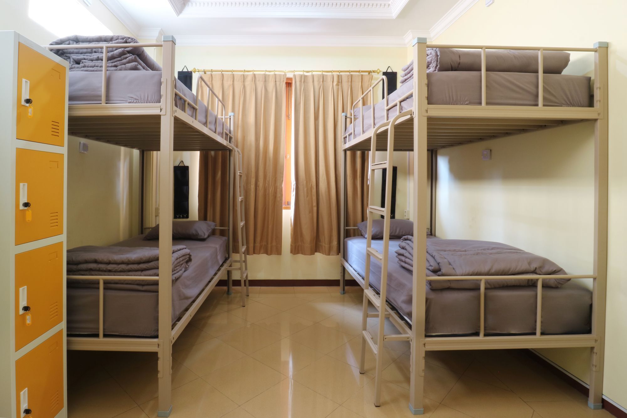 Maharani Guesthouse Tebet Syariah Yakarta Exterior foto